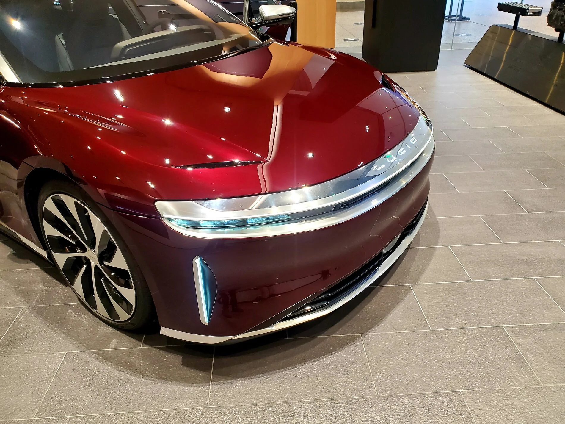 Electric Macan EV Lucid Air - Motor Trend Review 20210415_191444