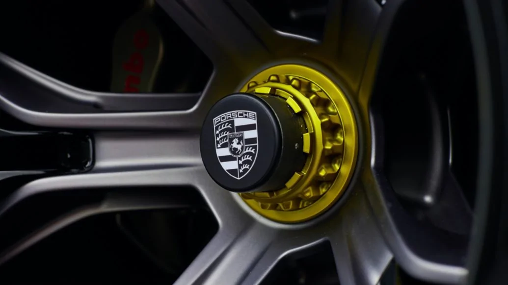 Electric Macan EV Porsche Announces Mission R EV Sports Car Concept 300821-Porsche0508LDN