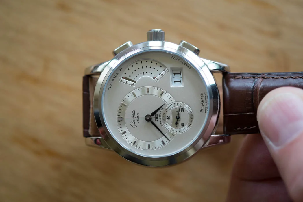 Electric Macan EV Watch collectors - let's talk watches here! DSCF1575