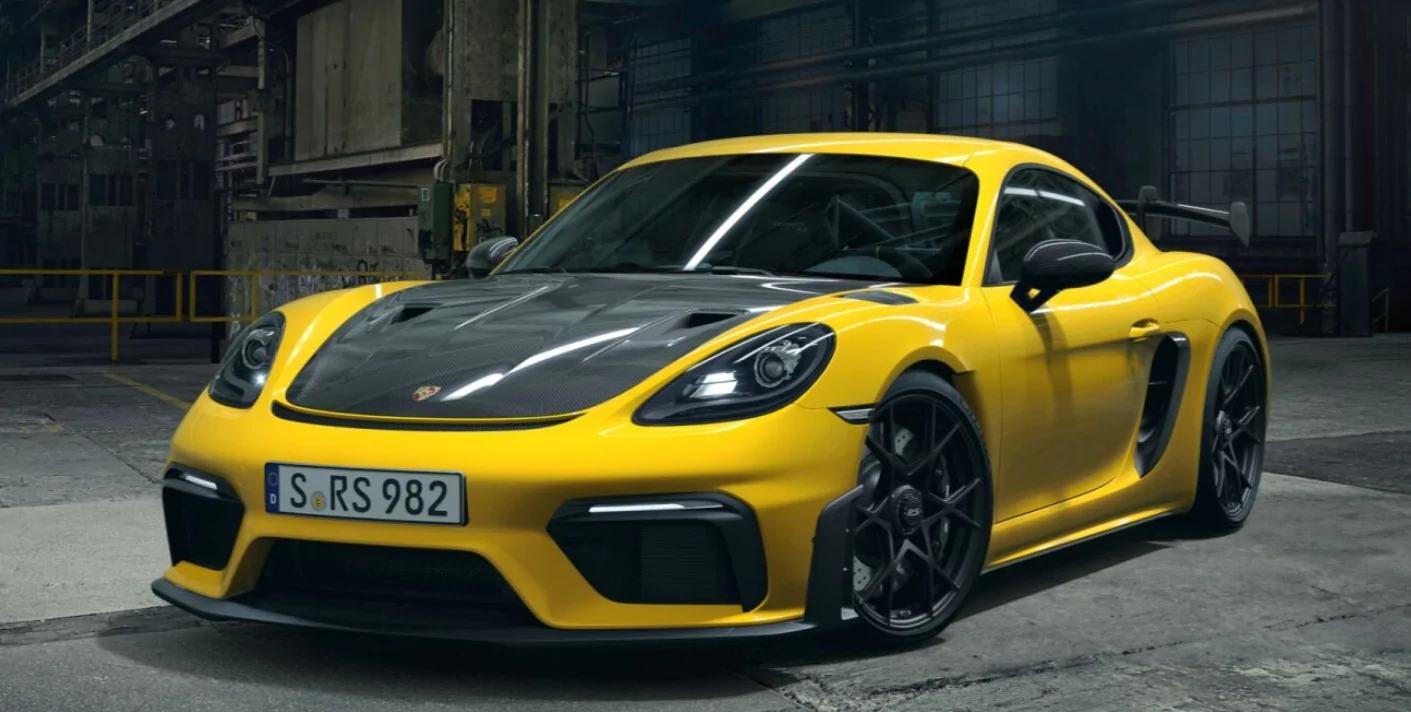 Electric Macan EV Help me, I don't know which car to ask Santa for [GT4 RS or Emira?] RS_1