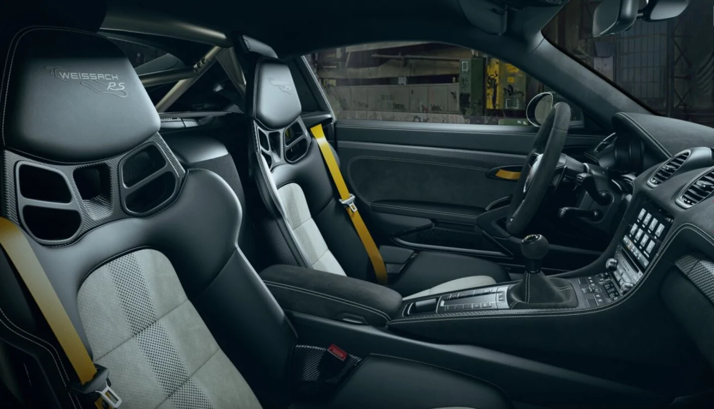 Electric Macan EV Help me, I don't know which car to ask Santa for [GT4 RS or Emira?] RS_4