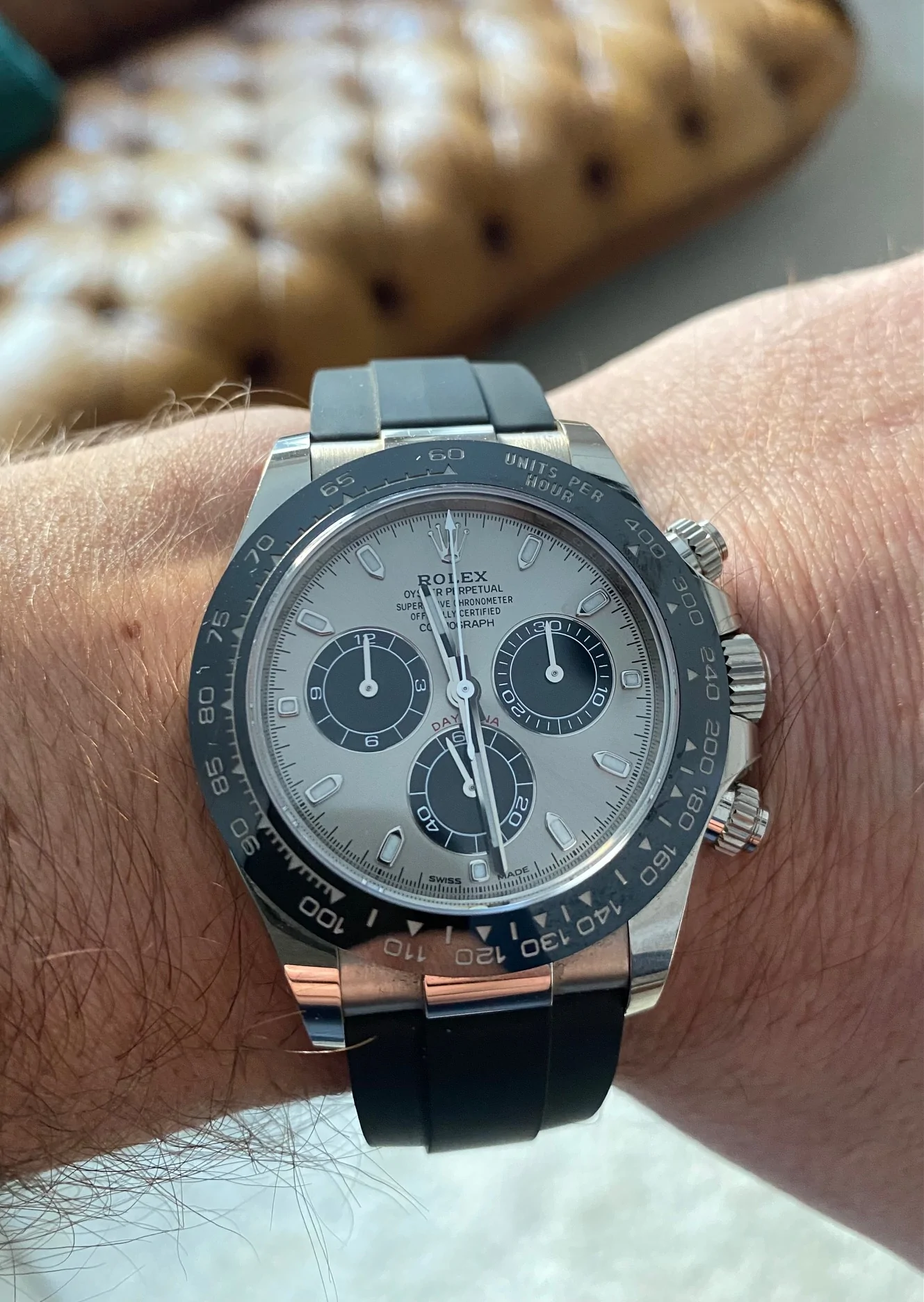 Electric Macan EV Watch collectors - let's talk watches here! IMG_3801