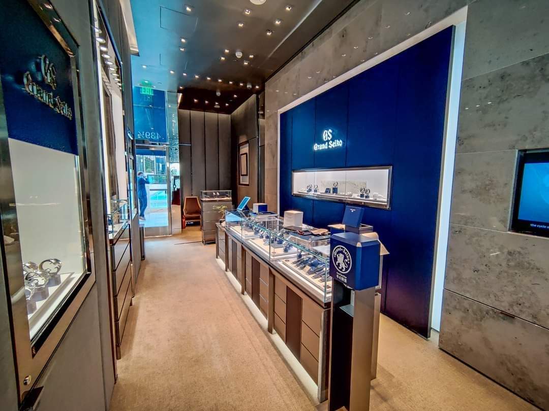 Electric Macan EV Watch collectors - let's talk watches here! FB_IMG_1644107965484