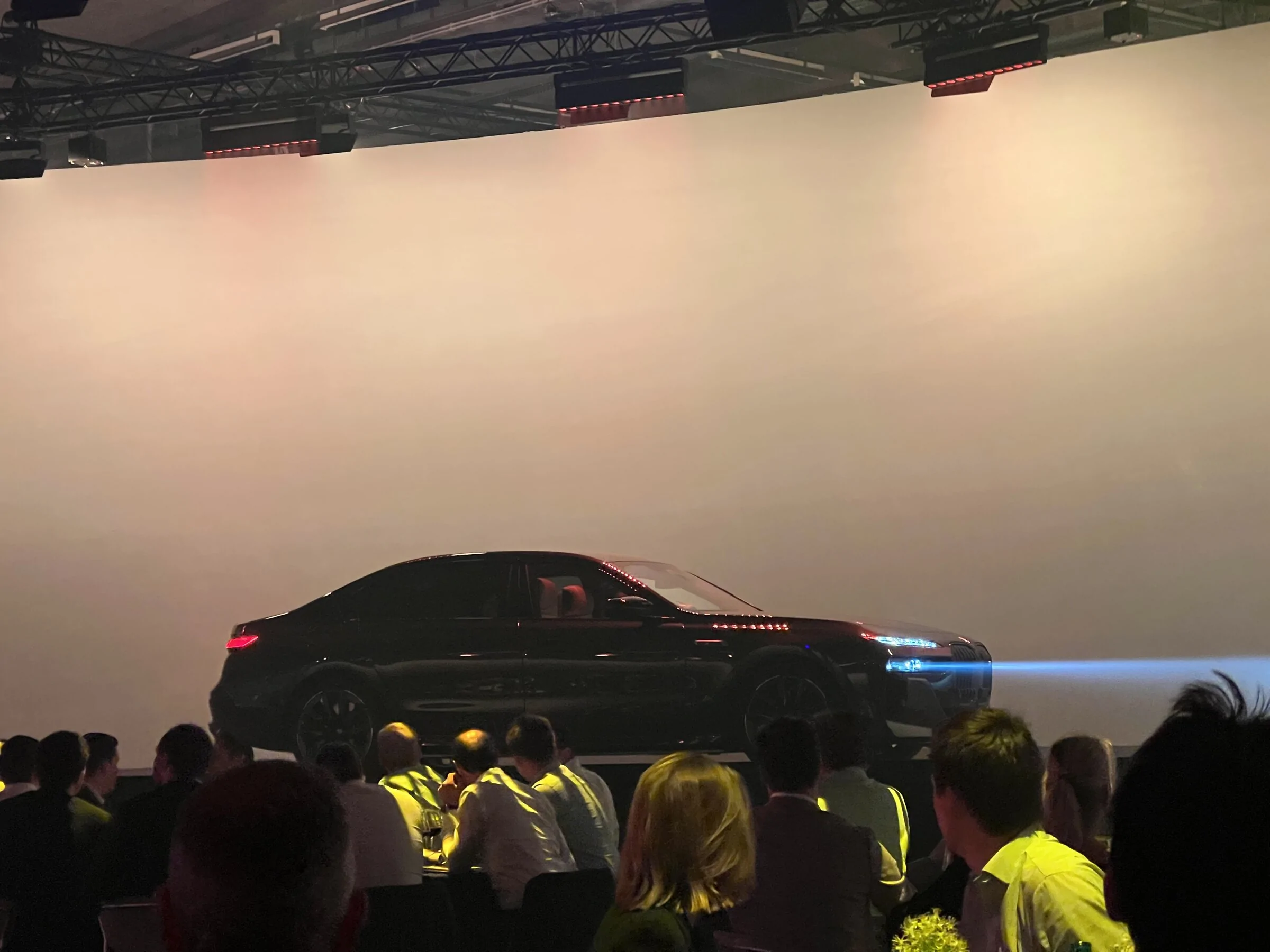 Electric Macan EV The New 7 Series BMW 7F09A808-A5C6-4671-8FE8-0406145EEF14