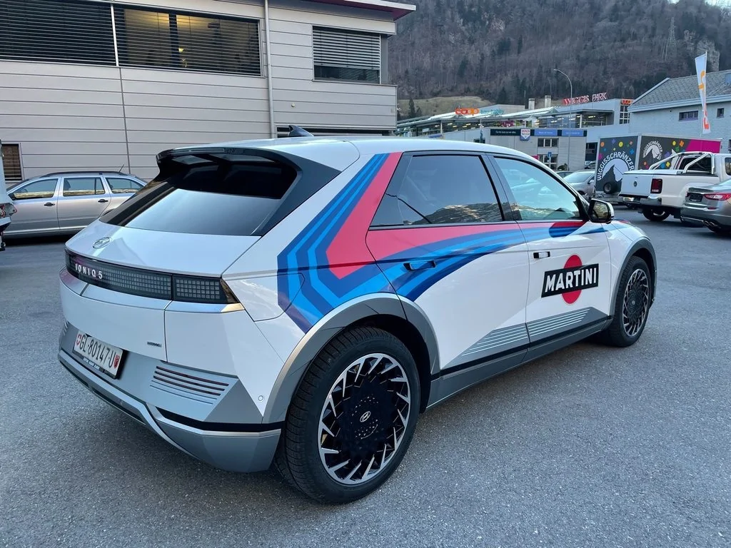 Electric Macan EV Rented a Model Y EB1FB4F6-9B2B-4A22-A5FC-626E9B4072C0