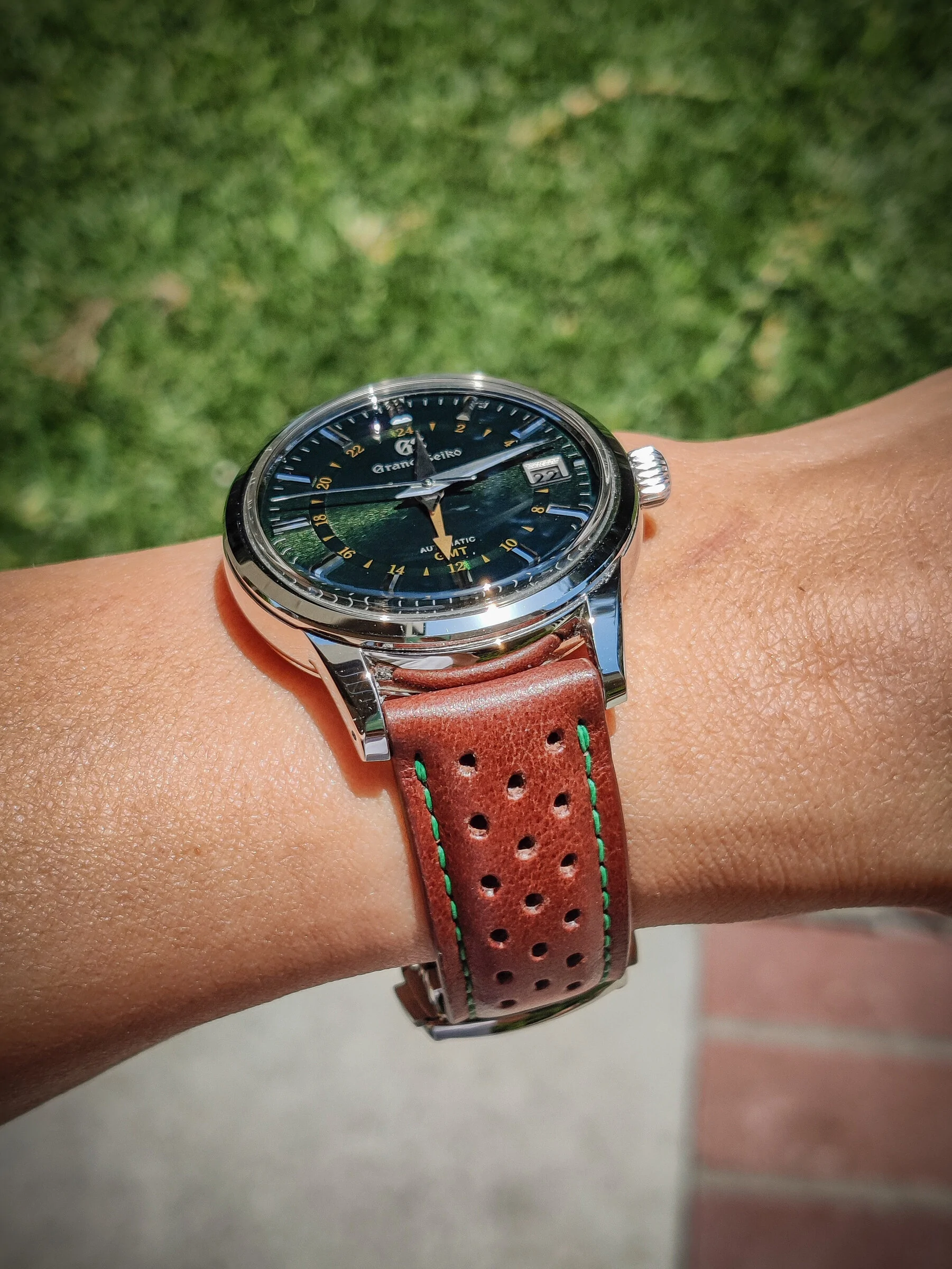 Electric Macan EV Watch collectors - let's talk watches here! PSX_20220522_122742