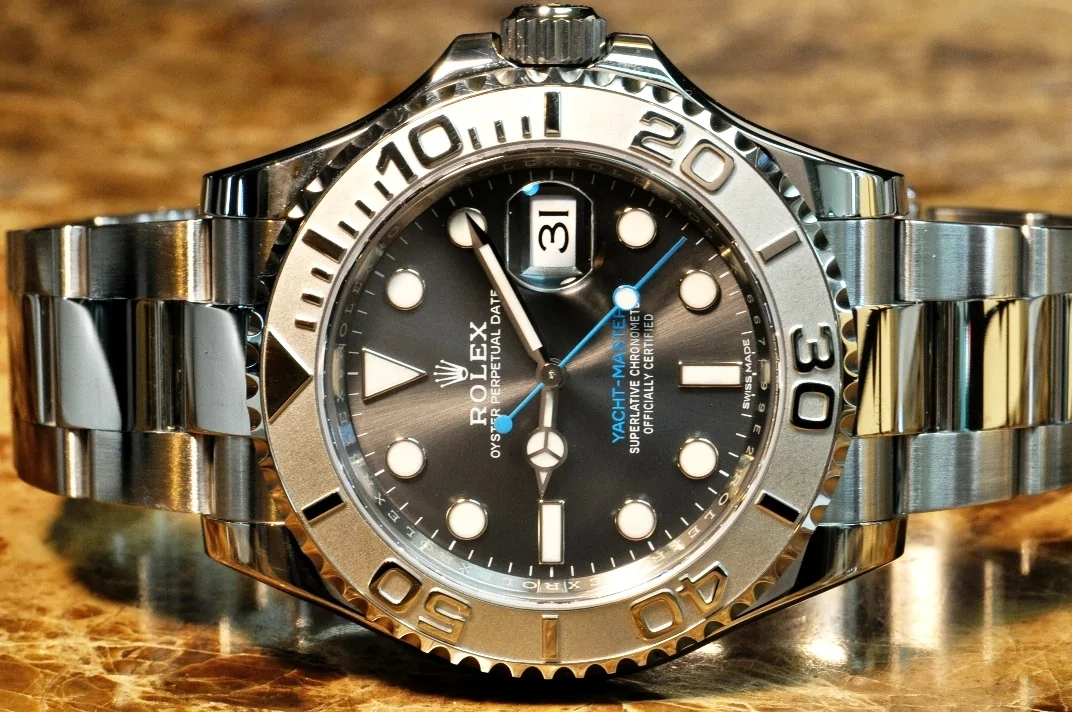 Electric Macan EV Watch collectors - let's talk watches here! DSC_4638