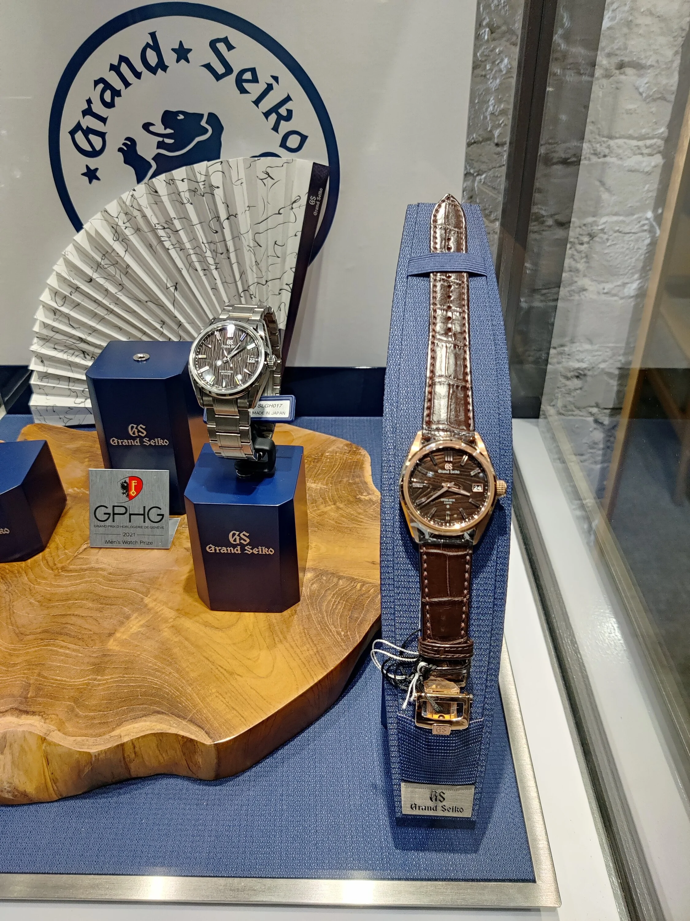 Electric Macan EV Watch collectors - let's talk watches here! IMG_20221211_153739