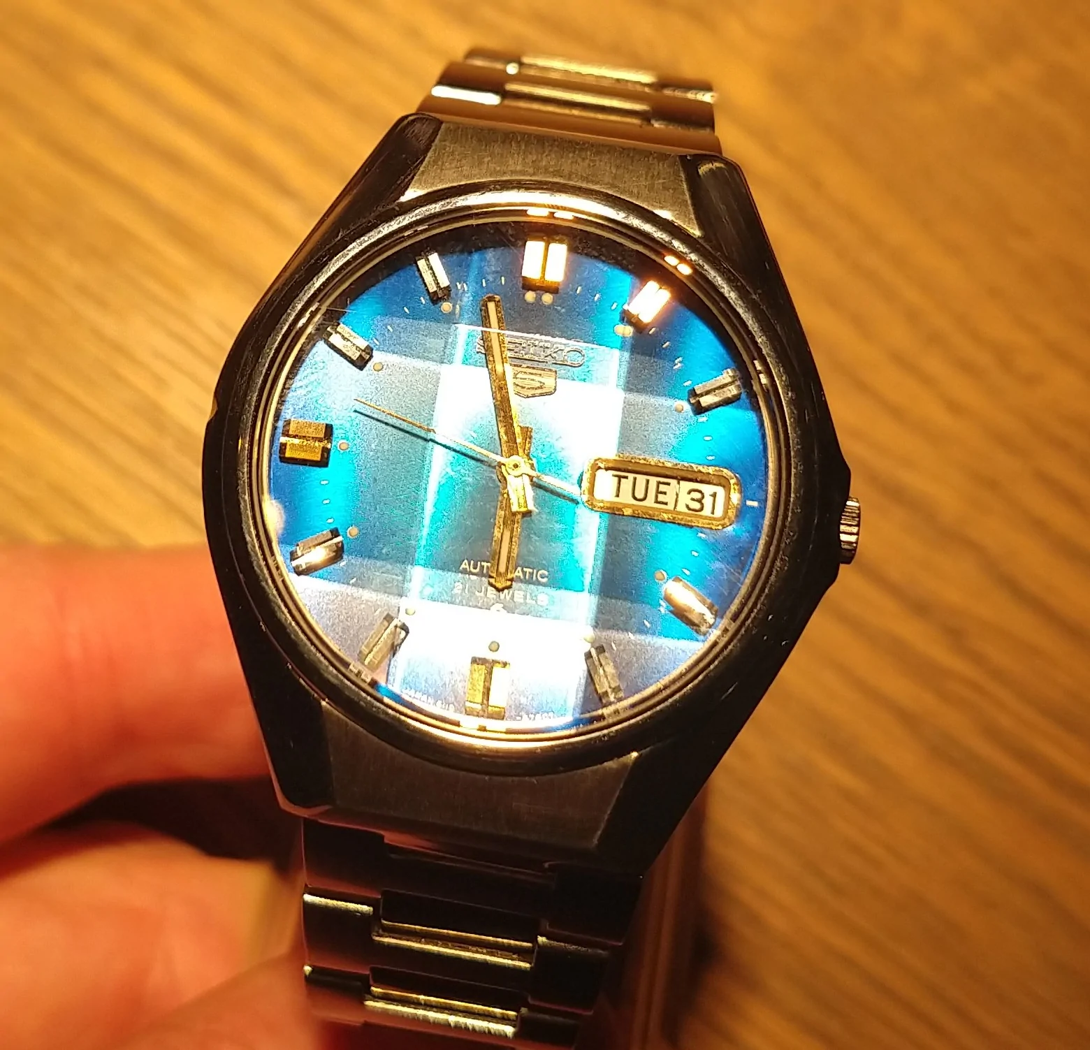 Electric Macan EV Watch collectors - let's talk watches here! IMG_20230131_175446560