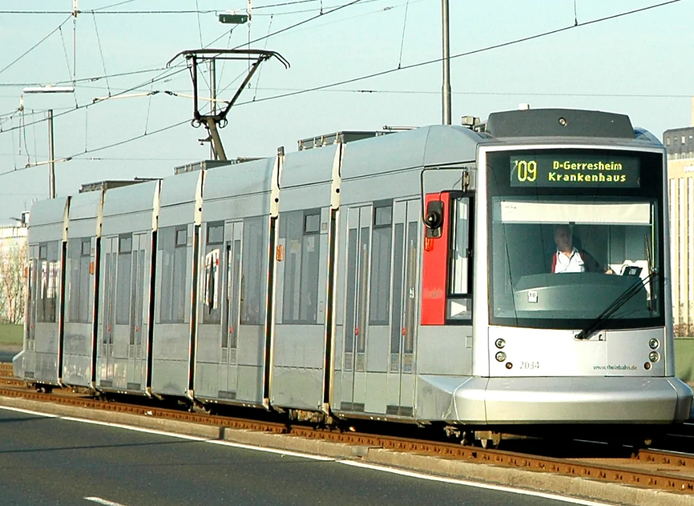 Electric Macan EV GT4 e-Performance EV unleashed at the Race of Champions Sweden 1675410006033