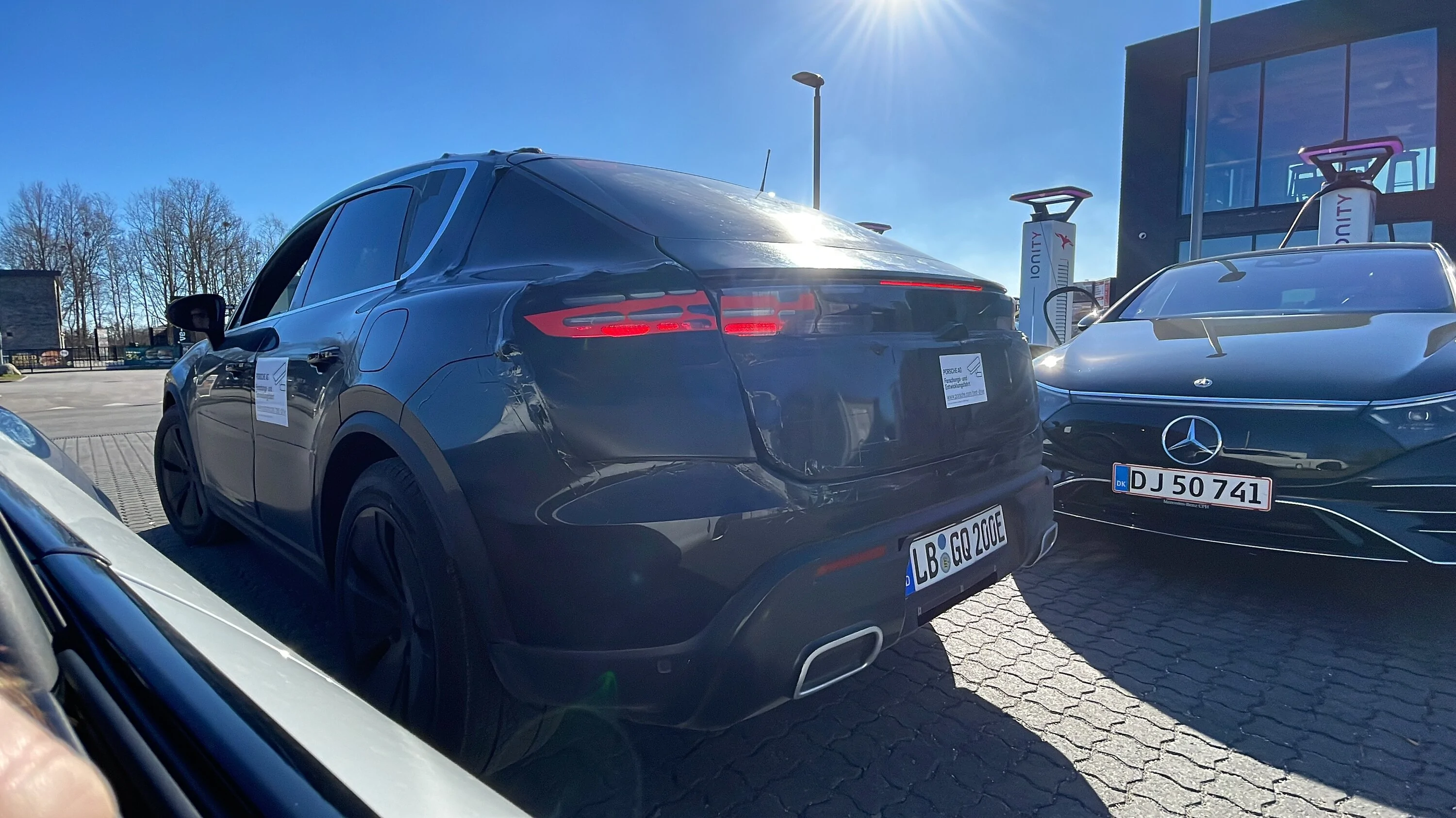 Electric Macan EV MacanE spottet in Denmark F66F610B-3095-4B71-A57A-00090B22C971