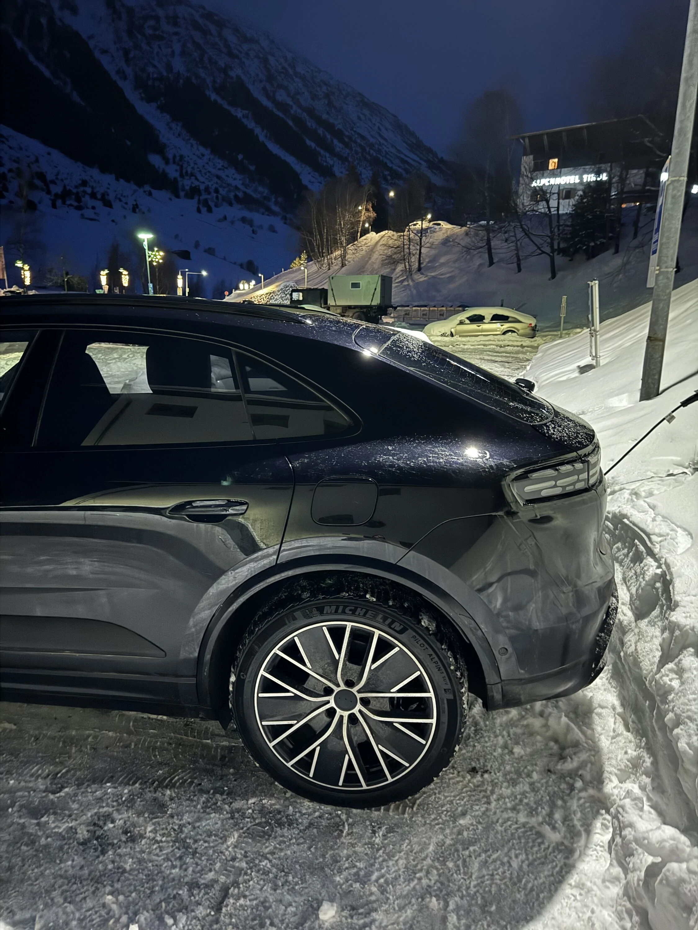 Electric Macan EV Spotted Macan EV in the wild! img_0496-jpeg