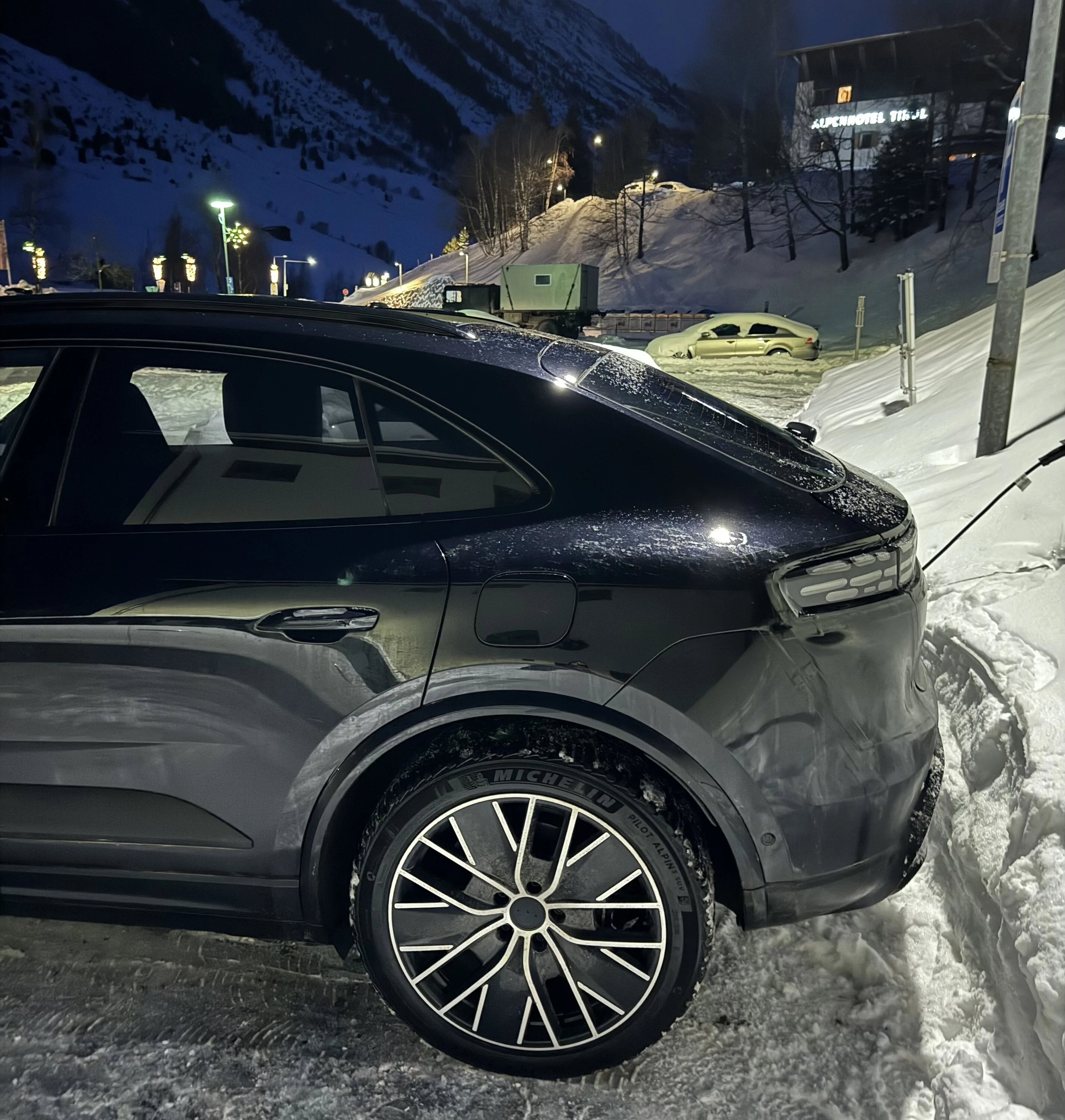 Electric Macan EV Spotted Macan EV in the wild! img_0496-jpeg