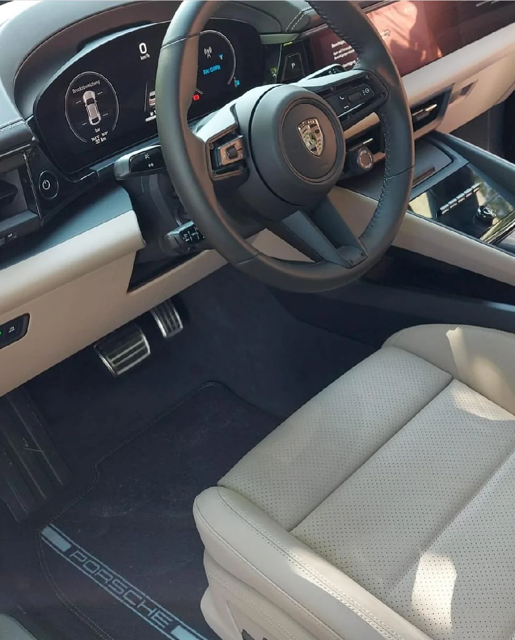 Electric Macan EV Meet the all-electric Macan EV at a Porsche Experience Center (free!) IMG_4157