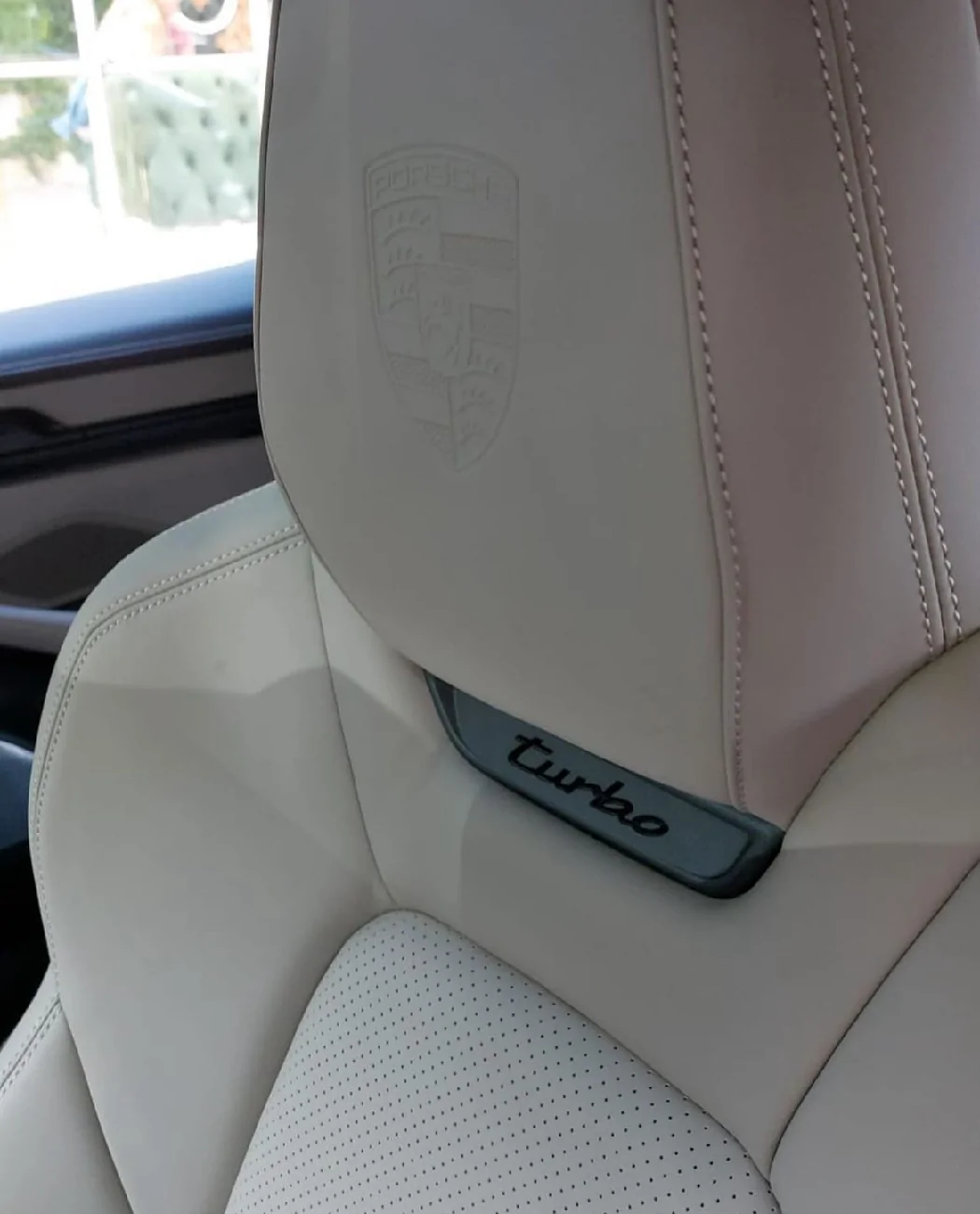 Electric Macan EV Meet the all-electric Macan EV at a Porsche Experience Center (free!) IMG_4158