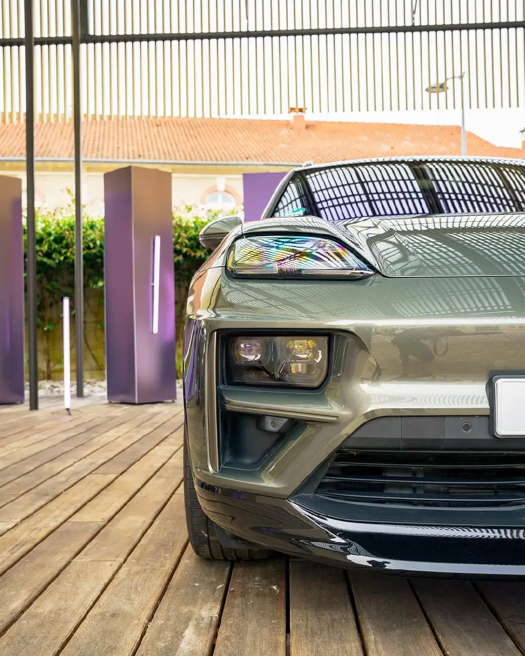Electric Macan EV AVENTURINE GREEN Macan EV Photos Thread Aventurine Green Metallic Electric Macan EV 3