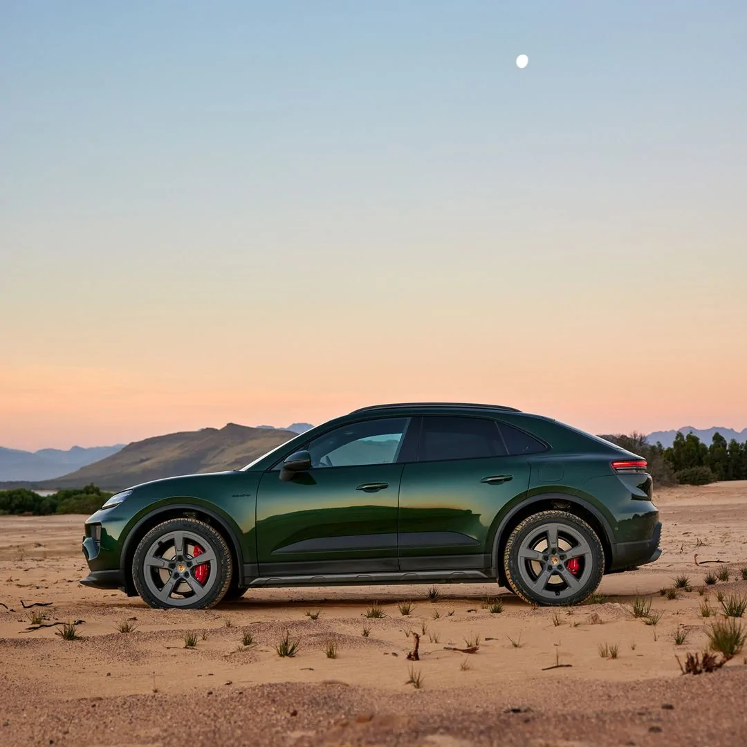 Electric Macan EV OAK GREEN Macan EV Photos Thread Oak Green Macan EV Electric color