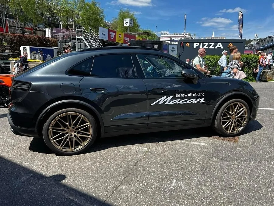 Electric Macan EV VOLCANO GREY Macan EV Photos Thread Electric Macan EV Volcano Grey color 1