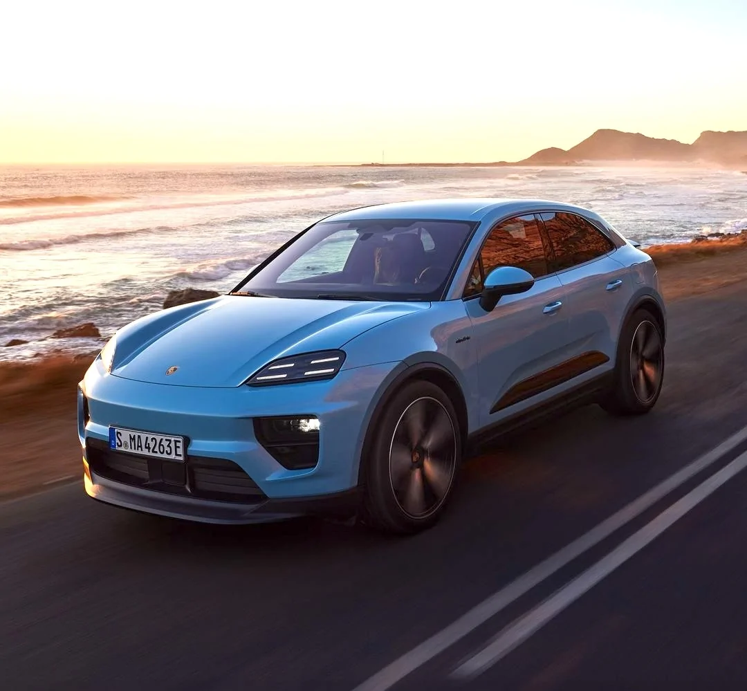 Electric Macan EV FROZEN BLUE Macan EV Photos Thread Frozen Blue Electric Porsche Macan EV Color