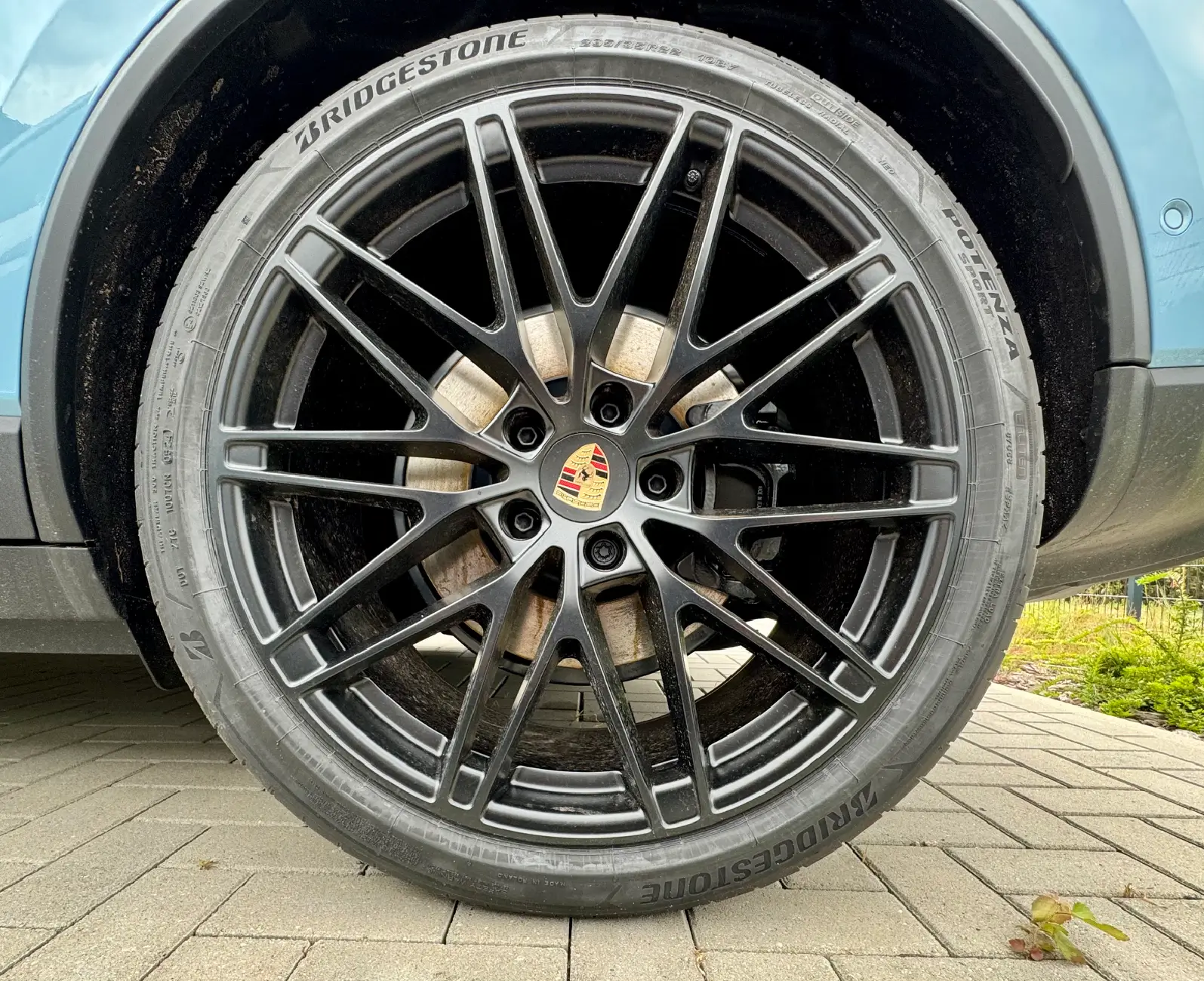 Electric Macan EV Seeking Insight: Porsche Macan EV Delivery Timelines? IMG_1545