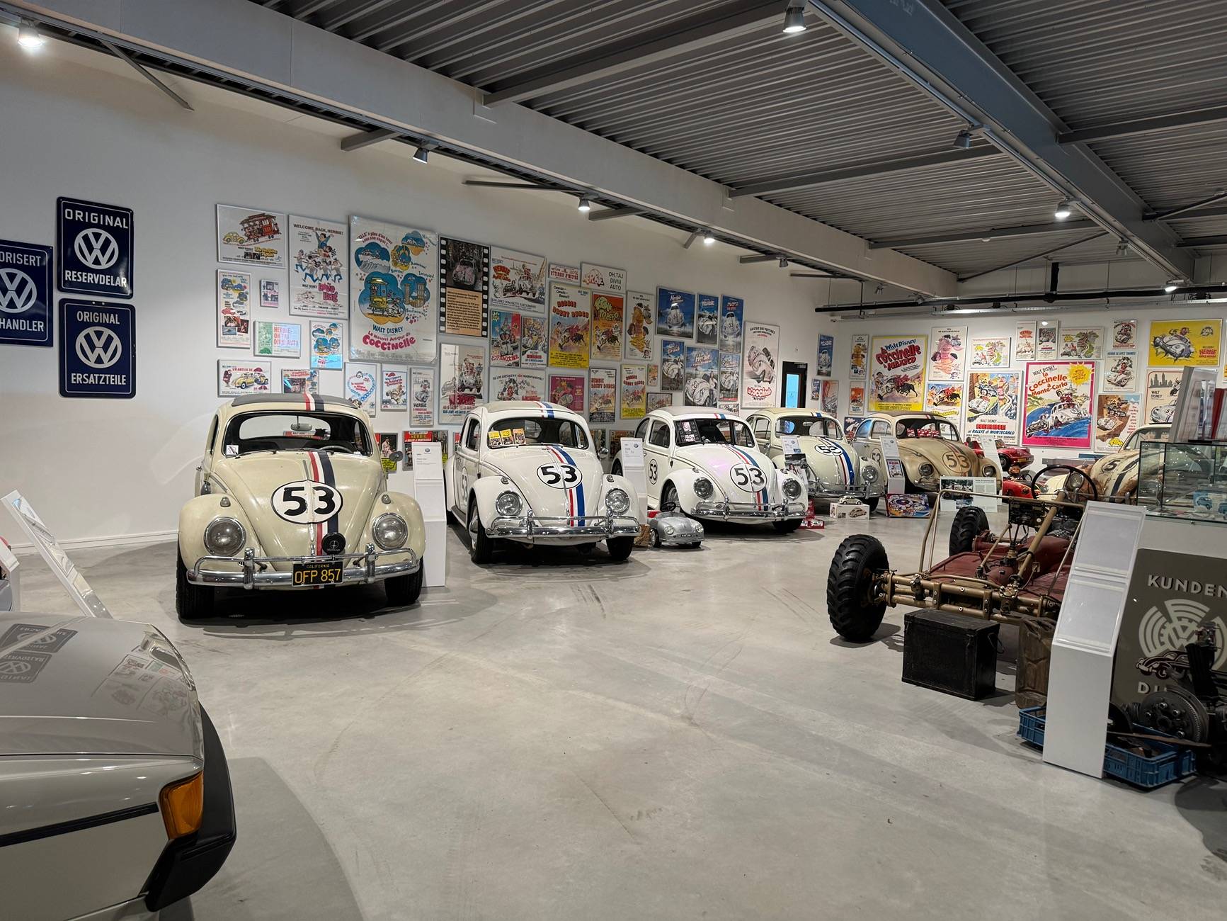 Electric Macan EV Macan Electric EV delivered to Netherlands dealer IMG_5865