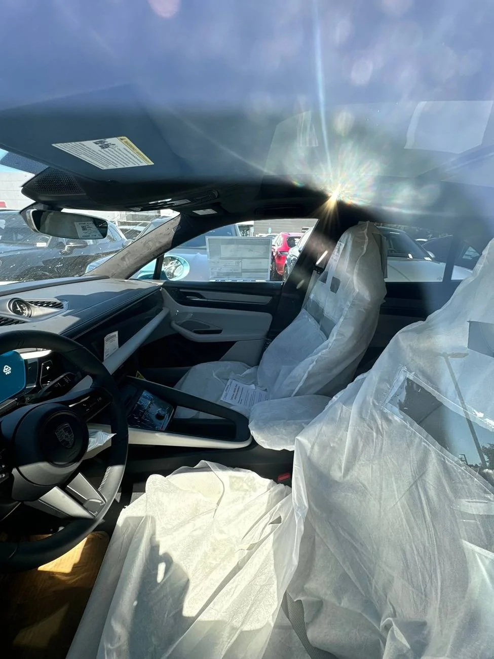 Electric Macan EV FROZEN BLUE Macan EV Photos Thread Frozen Blue Turbo Macan EV at dealer 2