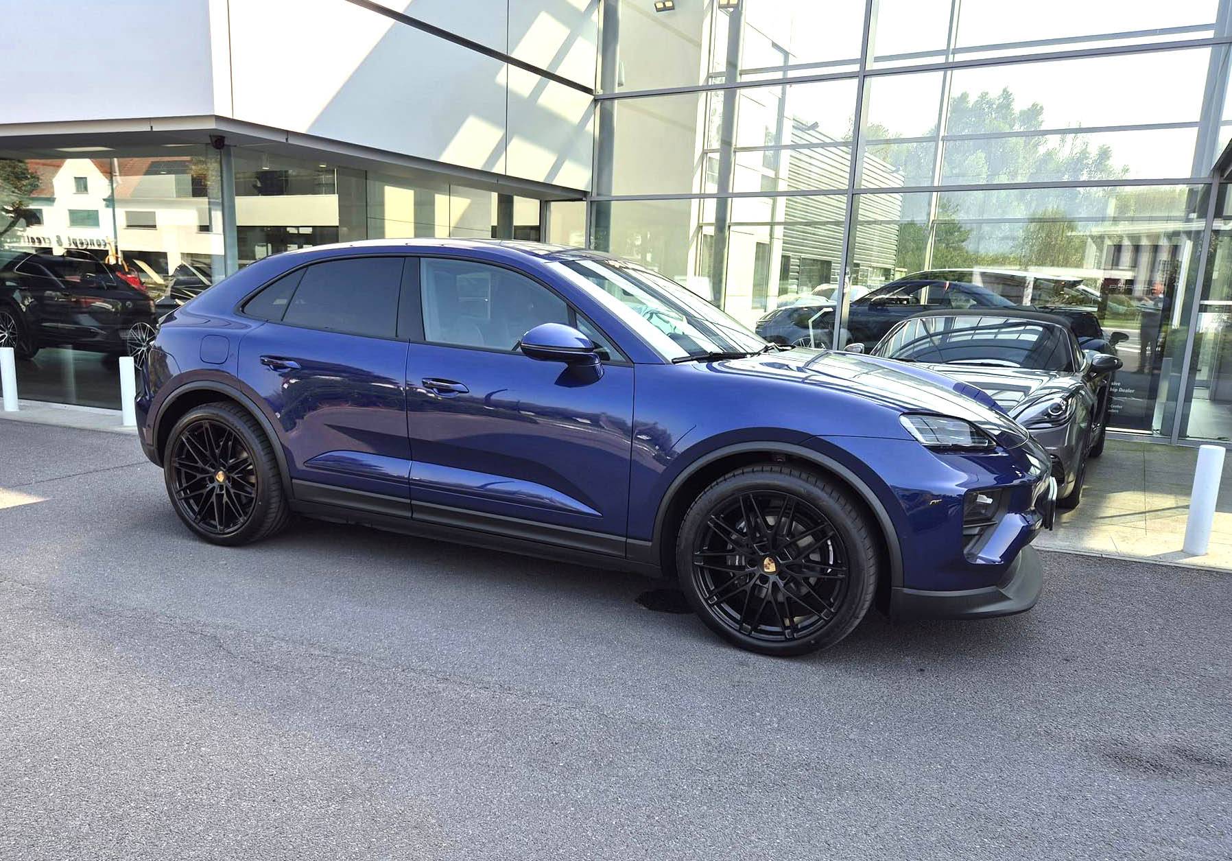 Electric Macan EV GENTIAN BLUE Macan EV Photos gentian blue macan ev electric black wheels