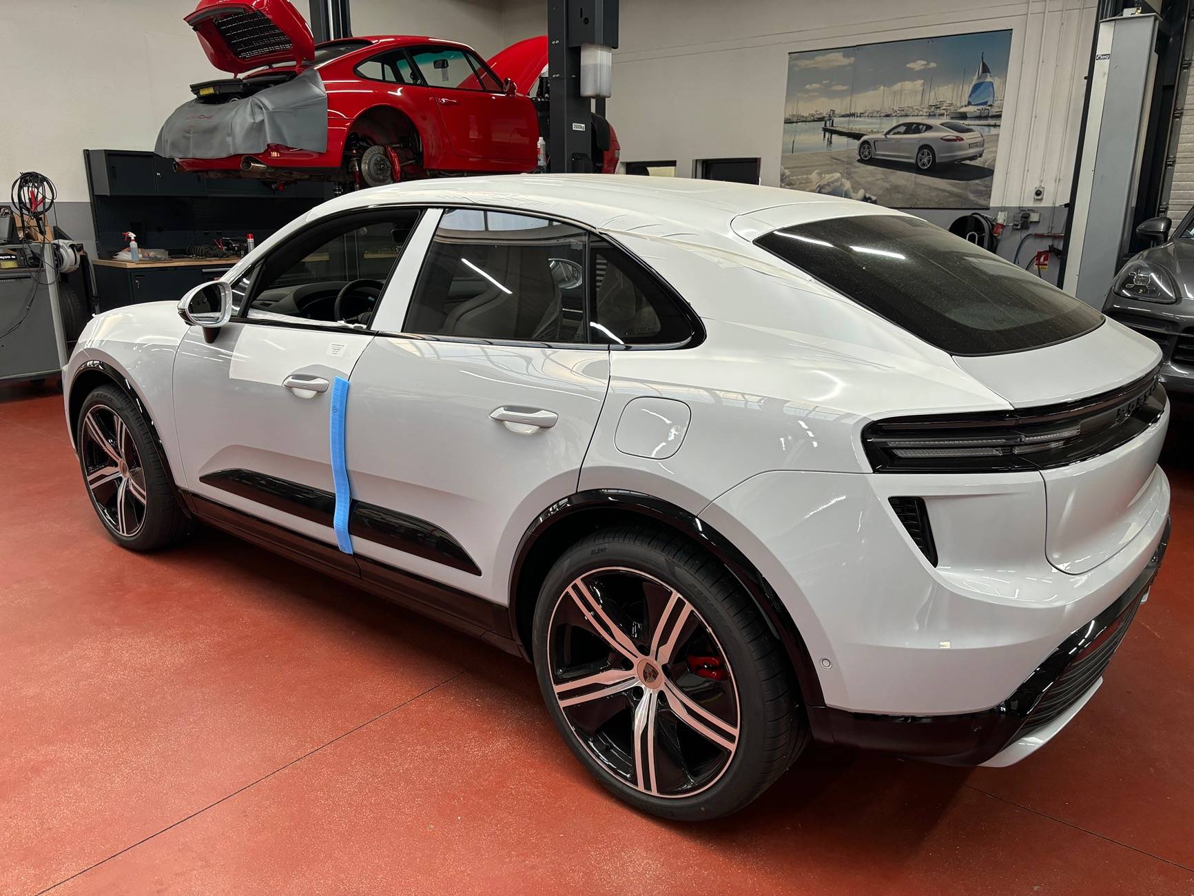 Electric Macan EV ICE GREY Macan EV Photos Thread IMG_2279