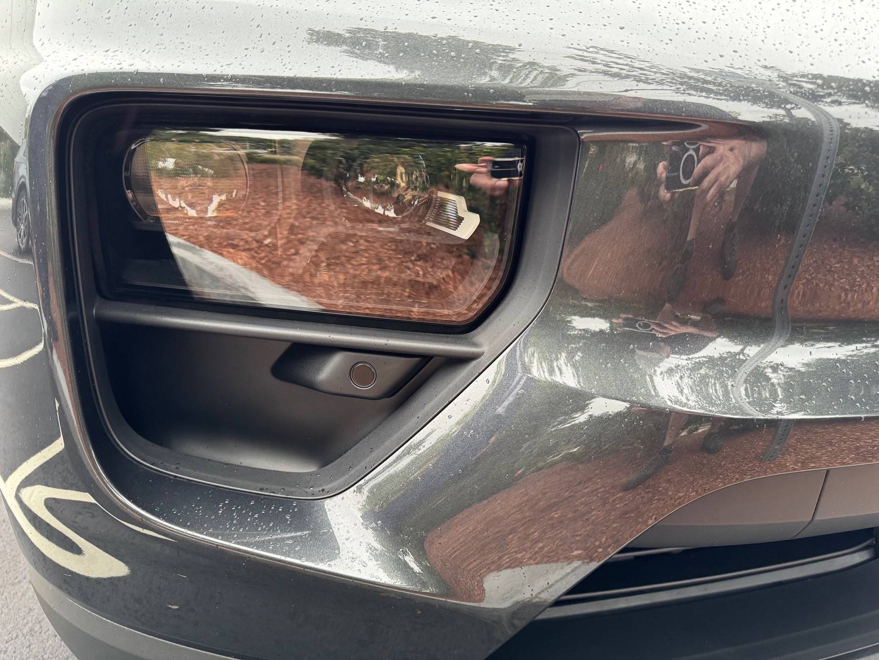 Electric Macan EV VOLCANO GREY Macan EV Photos Thread IMG_1083