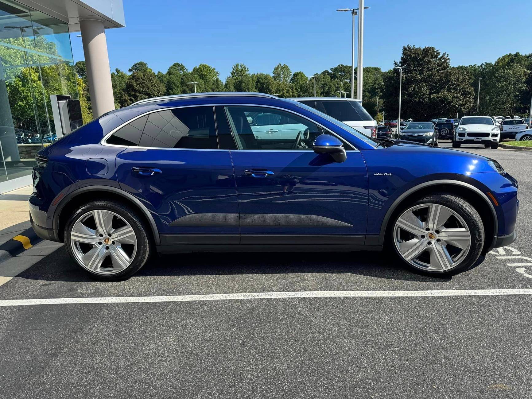 Electric Macan EV GENTIAN BLUE Macan EV Photos gentian blue macan 4 ev 2