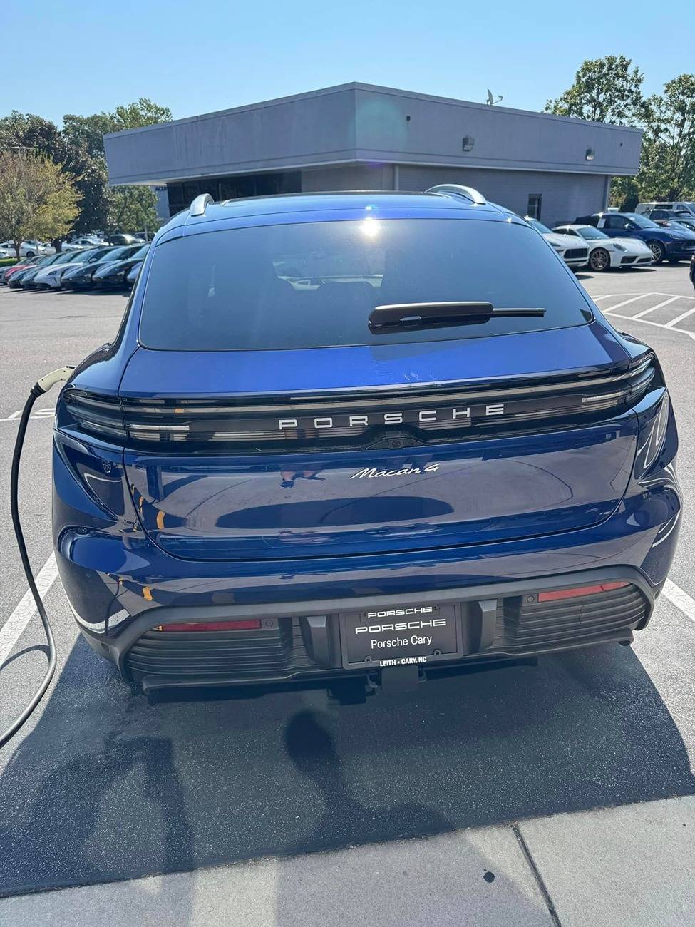 Electric Macan EV GENTIAN BLUE Macan EV Photos gentian blue macan 4 ev 5