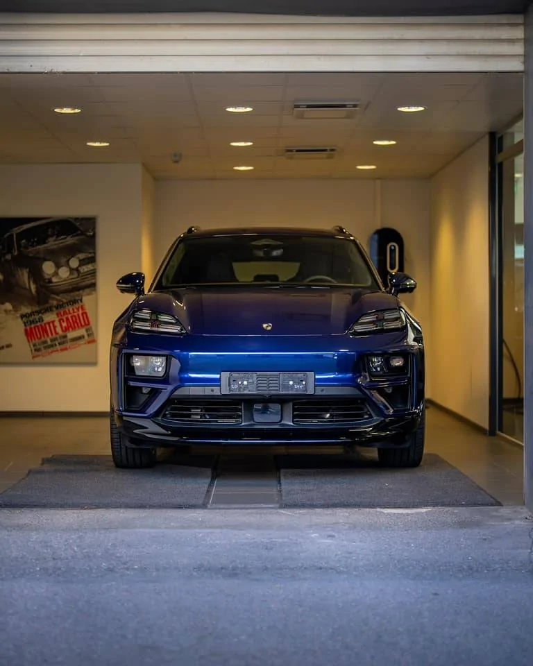 Electric Macan EV GENTIAN BLUE Macan EV Photos gentian blue turbo macan electric
