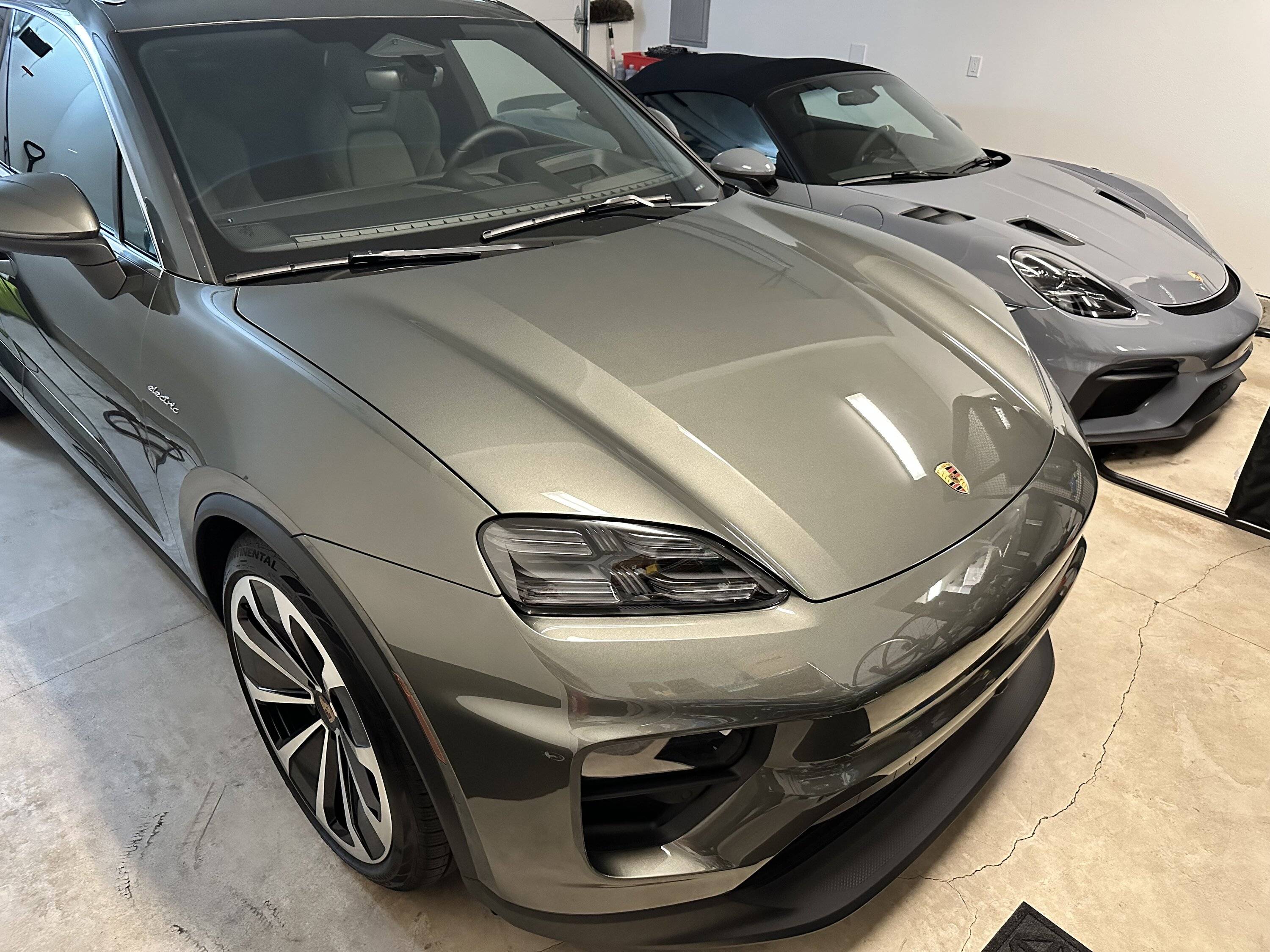 Electric Macan EV Air Conditioning Issue - Not Functioning!? (Freon Issue) IMG_4622