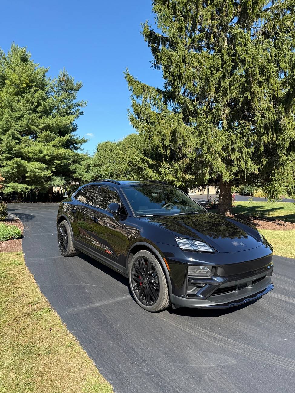 Electric Macan EV BLACK & JET BLACK METALLIC Macan EV Photos Thread IMG_1013
