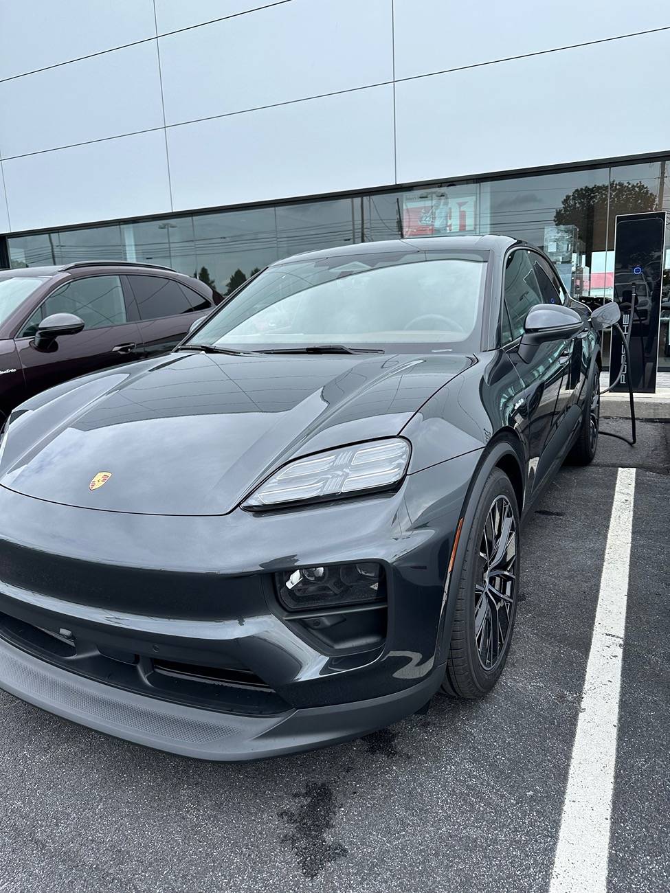 Electric Macan EV VOLCANO GREY Macan EV Photos Thread IMG_5061