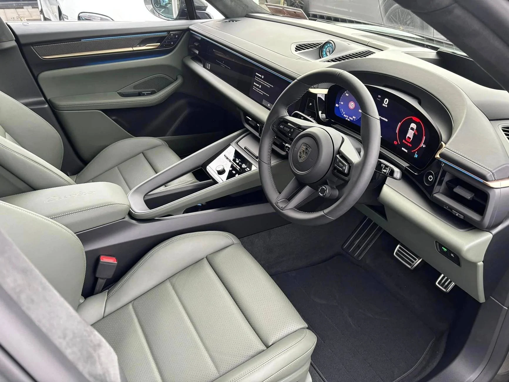 Aventurine Green : Night Green Macan EV Turbo w: Neodyme 22%22 RS Spyder Wheels + Glacier Blue...jpg