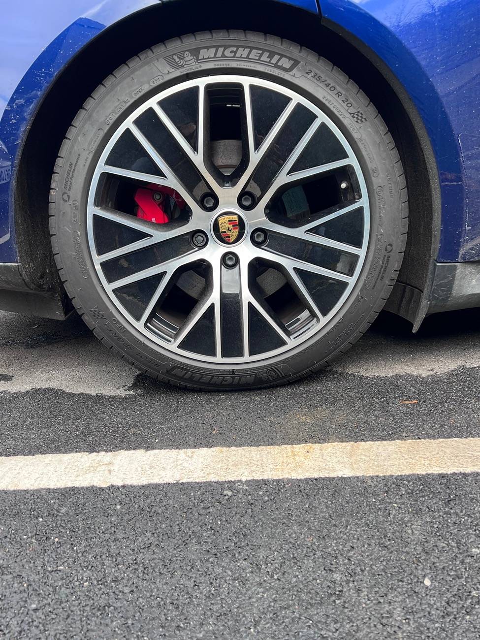 Electric Macan EV Picture of Macan EV with 20" inch Macan S alloy wheels, CANT FIND! IMG_9686