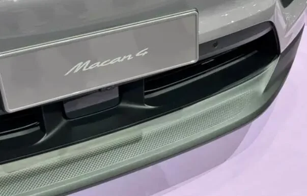Electric Macan EV Piano Black Bumpers Captura de pantalla 2024-10-30 124838