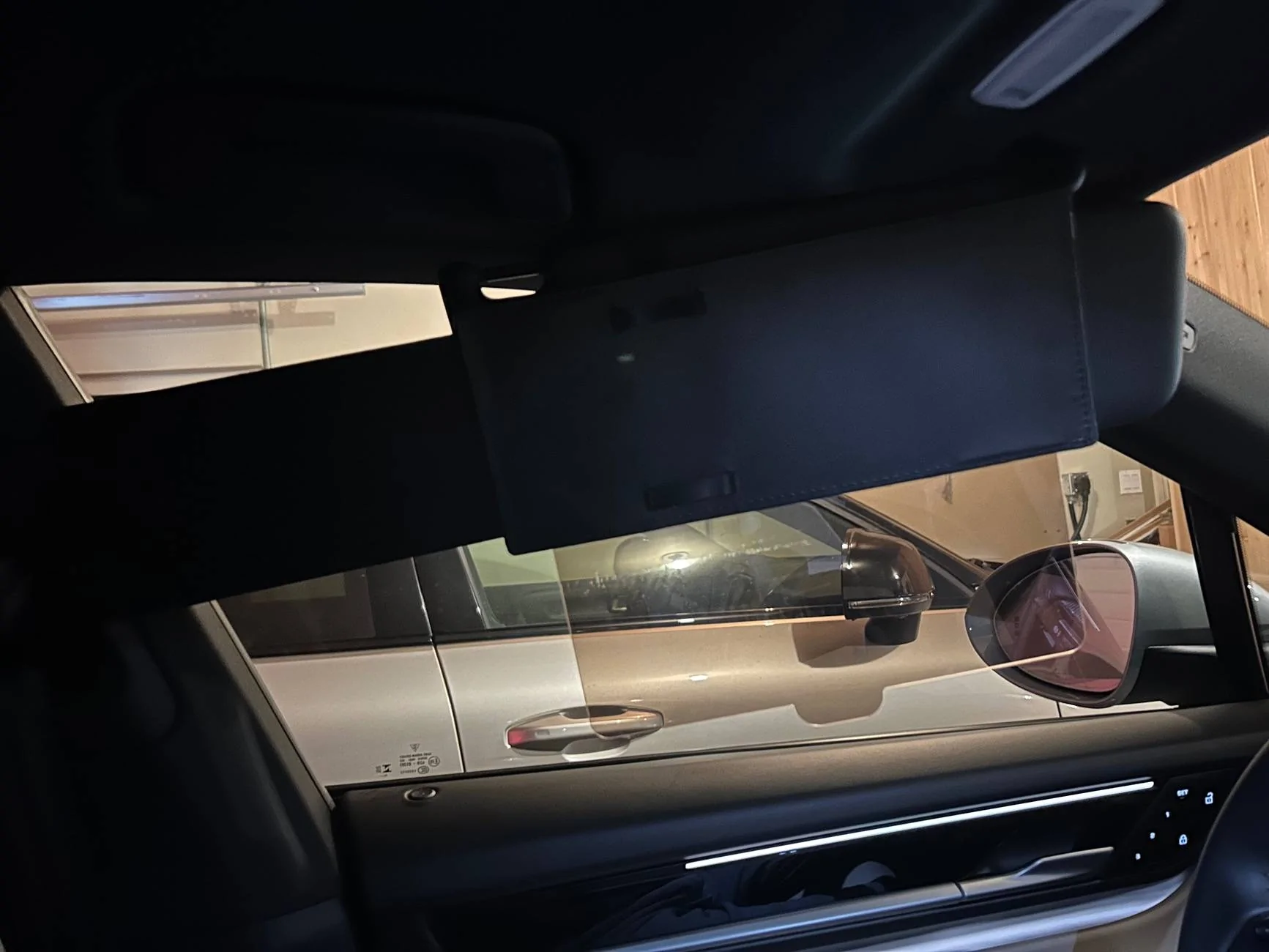 Electric Macan EV My biggest disappointment:  The Sun Visor IMG_5809