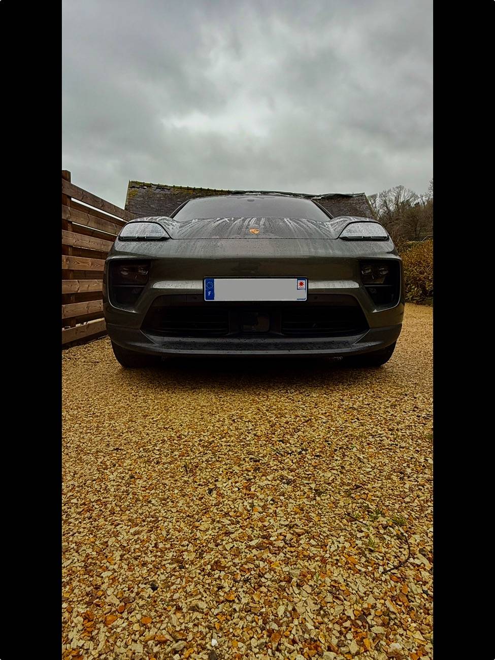 Electric Macan EV AVENTURINE GREEN Macan EV Photos Thread IMG_1902