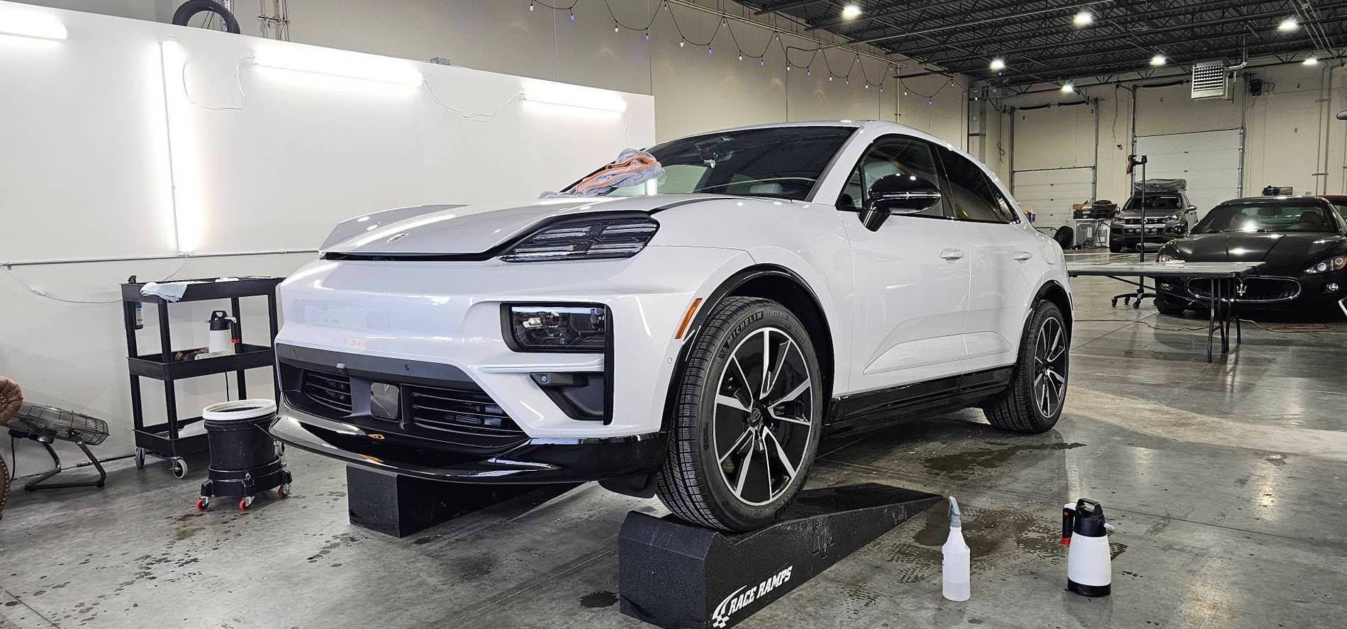 Electric Macan EV My new Ice Grey Turbo Macan EV 123_1