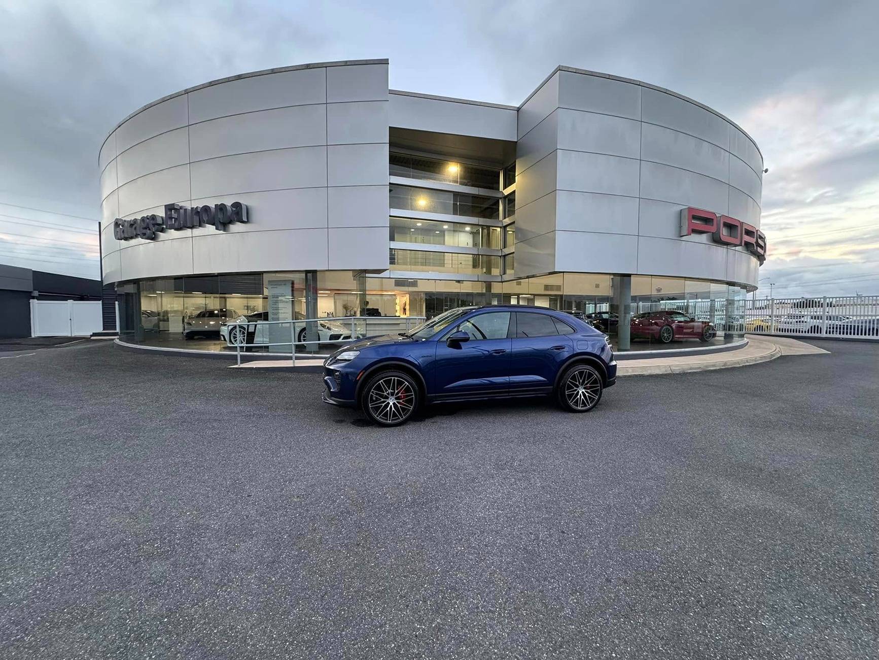 Electric Macan EV GENTIAN BLUE Macan EV Photos 474928850_10162676497726449_8196311628251129944_n