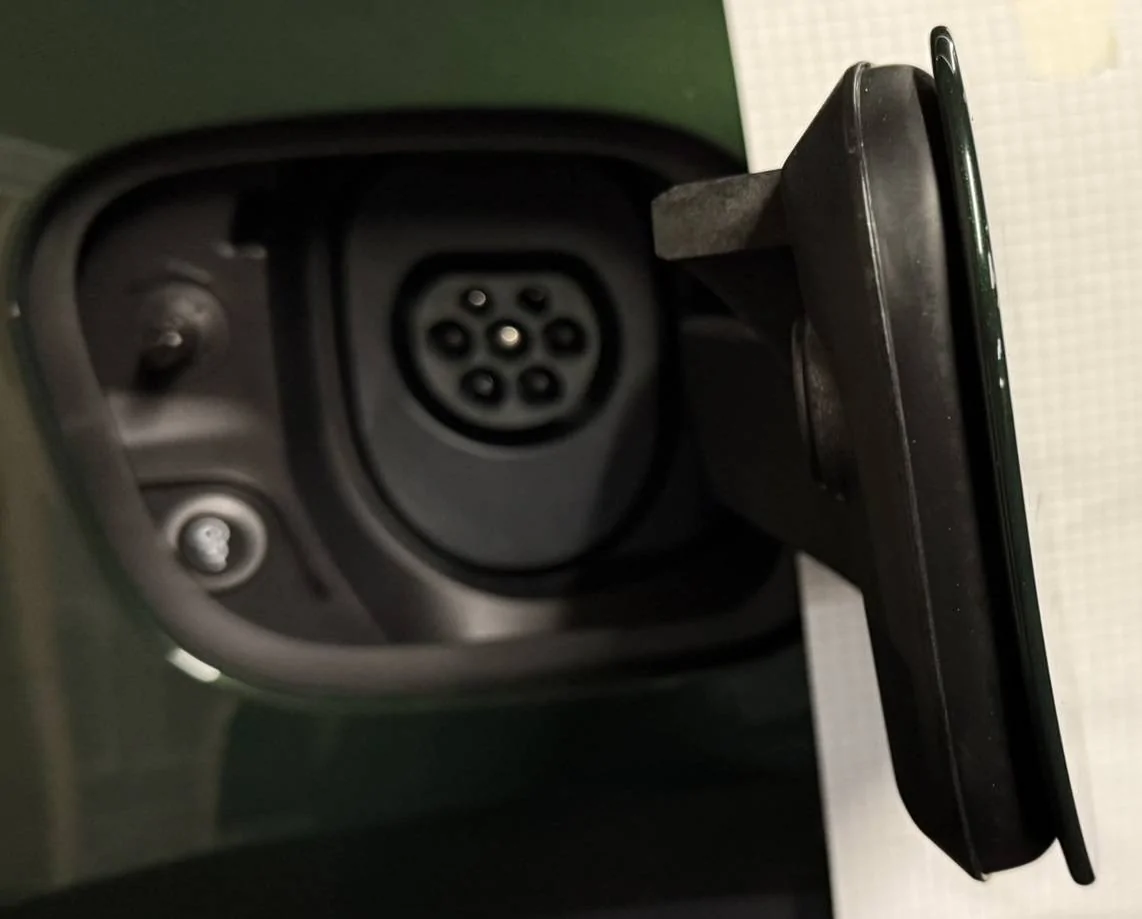 Electric Macan EV Macan EV Charger Cover Flap Not Flush concav