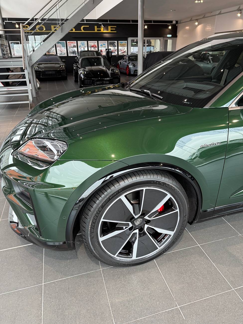 Electric Macan EV OAK GREEN Macan EV Photos Thread IMG_8062