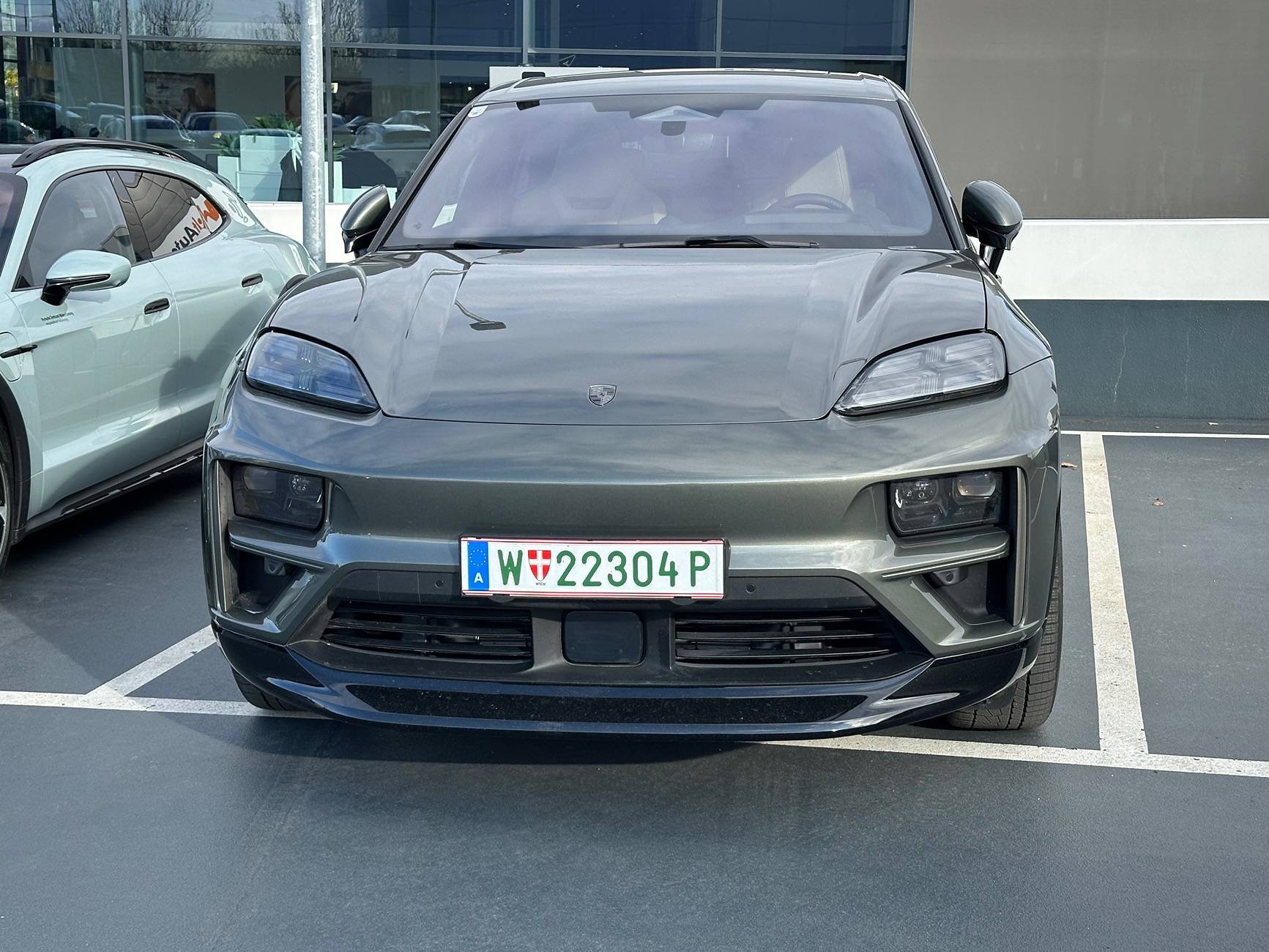 Electric Macan EV Random daily Macan EV photos - post yours! 🤳 IMG_8722