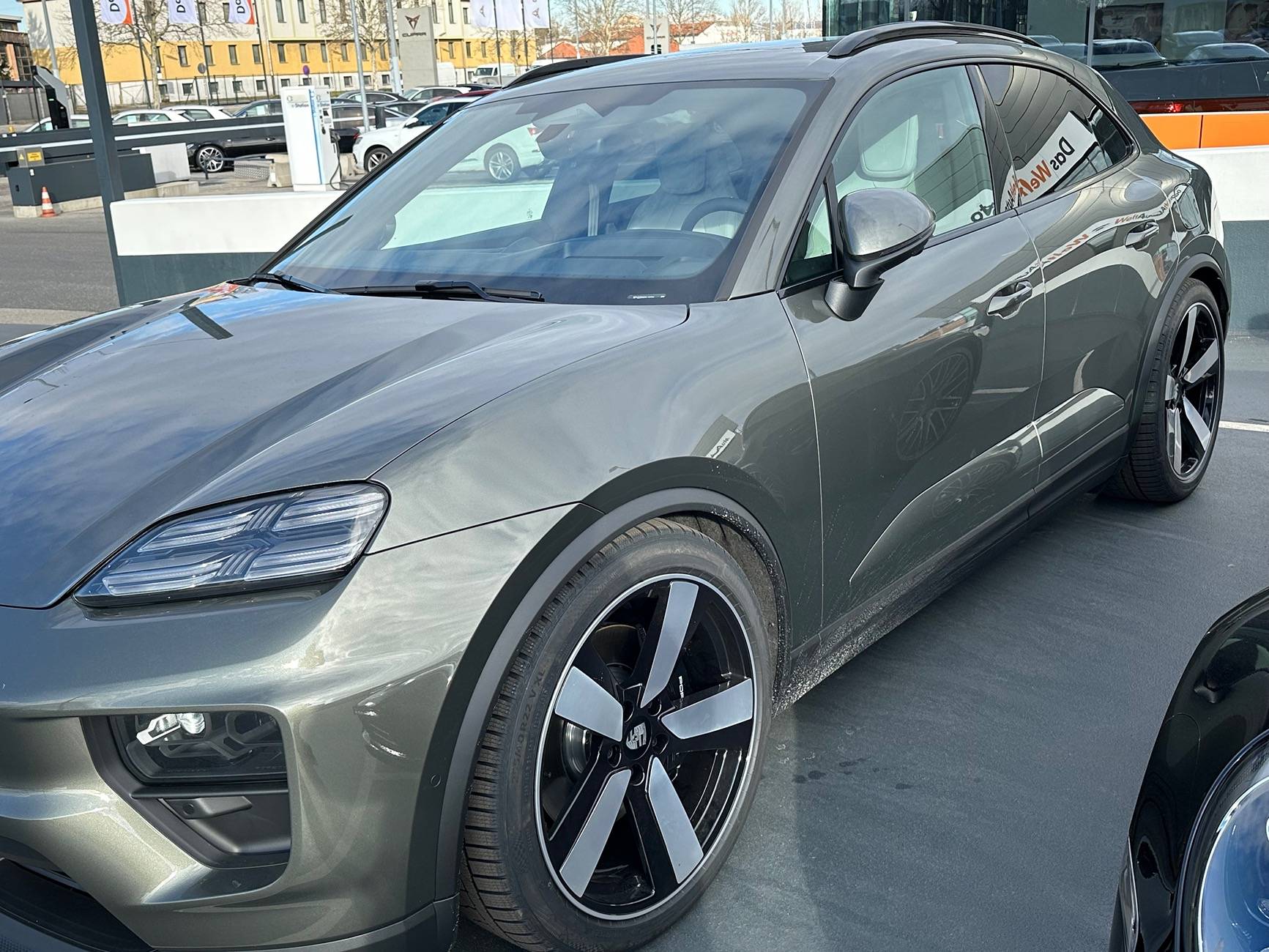 Electric Macan EV Random daily Macan EV photos - post yours! 🤳 IMG_8721