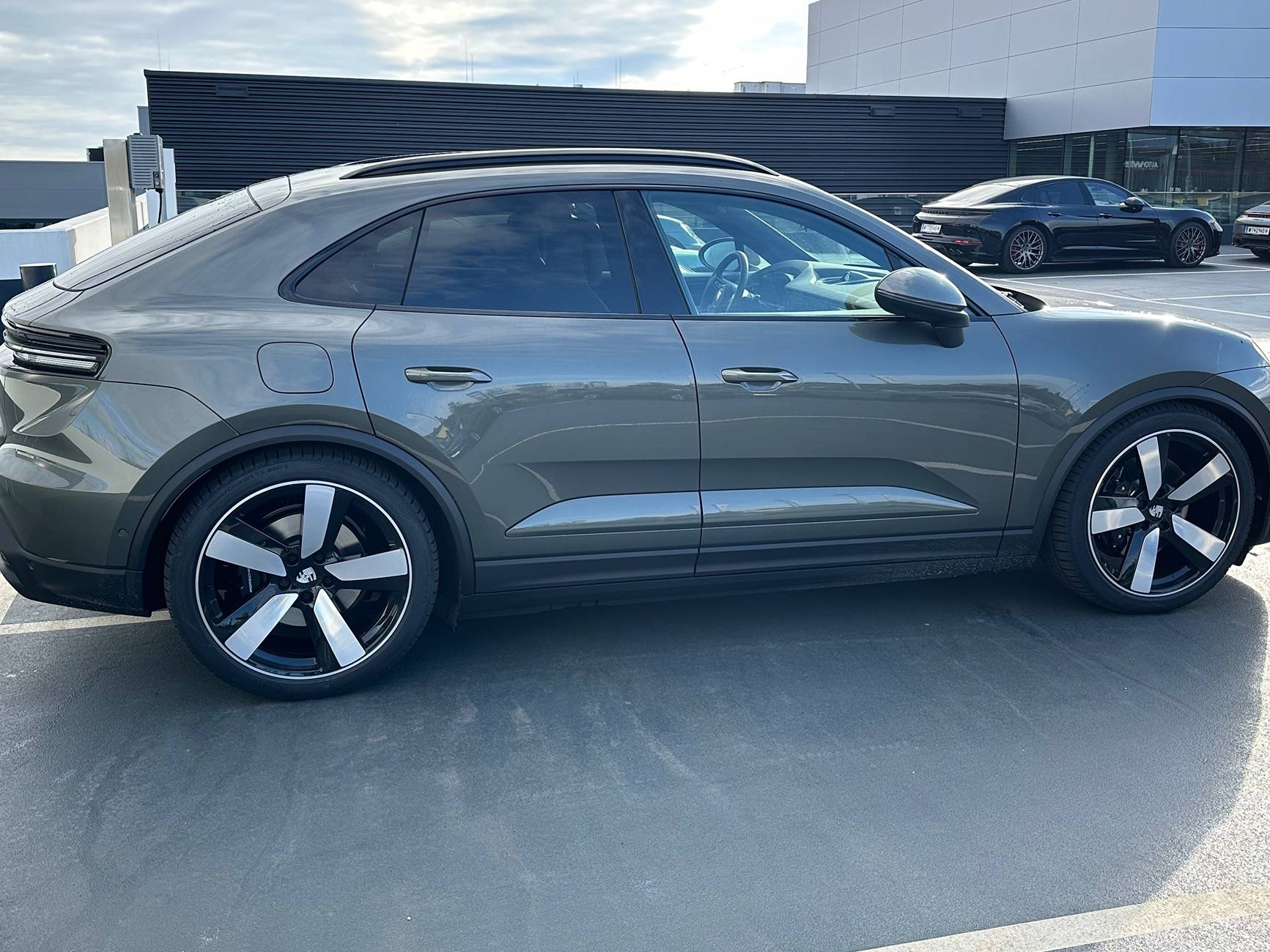 Electric Macan EV Random daily Macan EV photos - post yours! 🤳 IMG_8720