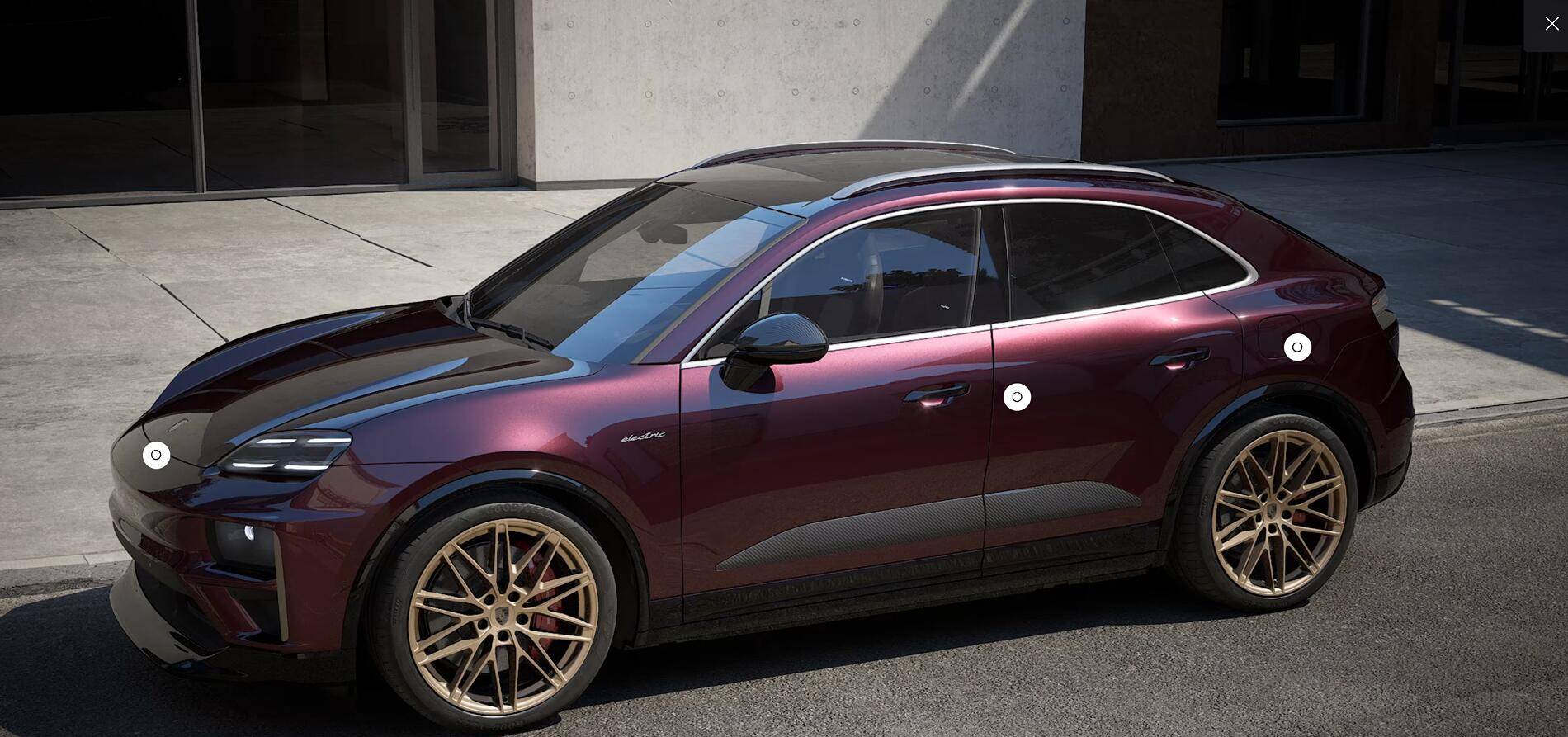 Electric Macan EV Macan Turbo EV, copper ruby metallic, please help me pick between 2 wheel colors Neodyme