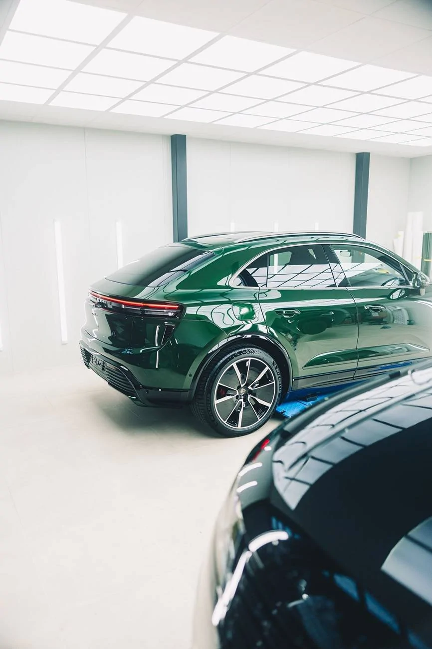 Electric Macan EV OAK GREEN Macan EV Photos Thread e8074649-aec8-4af2-b7f8-763a1dedfacd