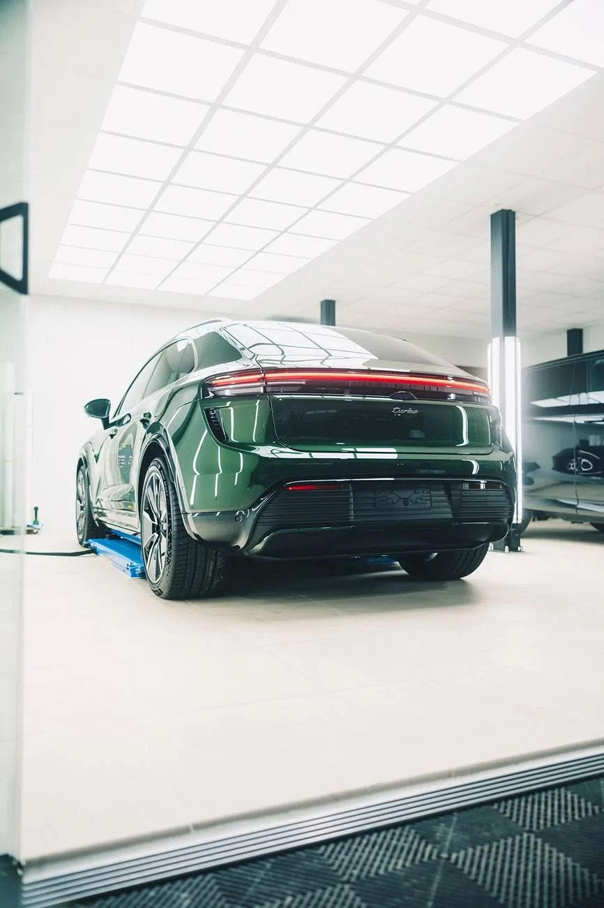 Electric Macan EV OAK GREEN Macan EV Photos Thread 2971f1cc-07c8-41f3-a067-725e5f51640d